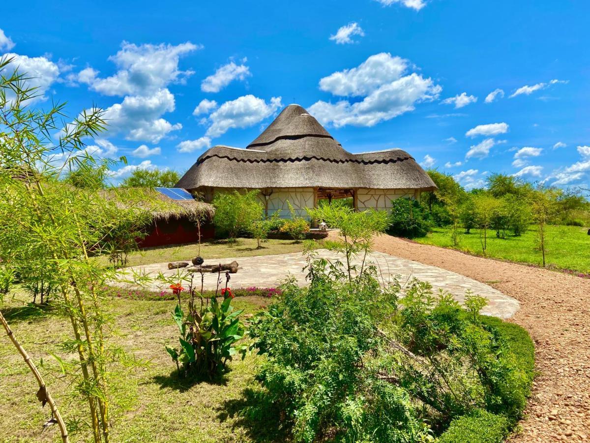 Murchison Falls Bamboo Village Paraa Eksteriør bilde