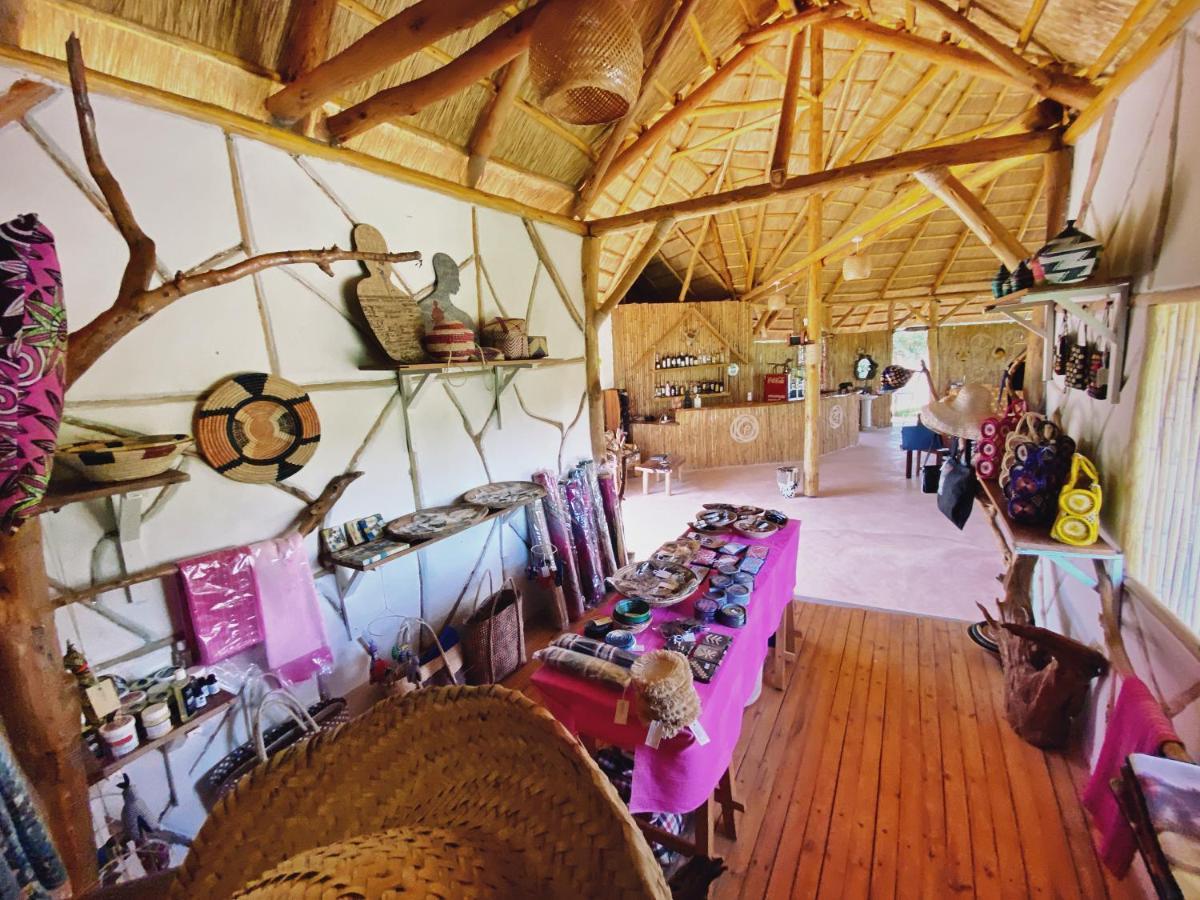 Murchison Falls Bamboo Village Paraa Eksteriør bilde
